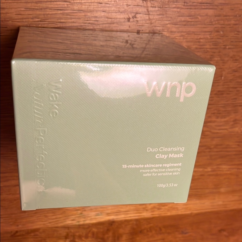 WNP Duo Cleansing Clay Mask